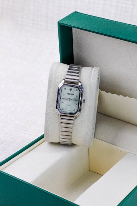 ساعات ناعمة ومميزة